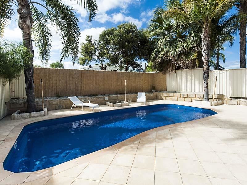 32 Pebble Beach Boulevard, Meadow Springs