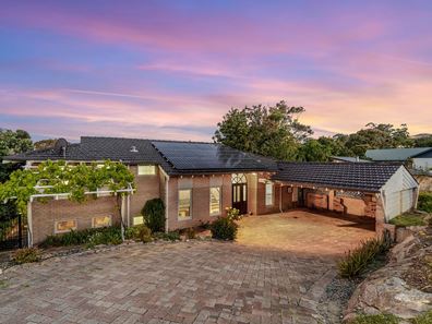 26 Ridge Street, Wembley Downs WA 6019