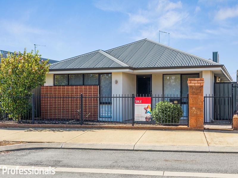 32 Newhaven Parade, Byford