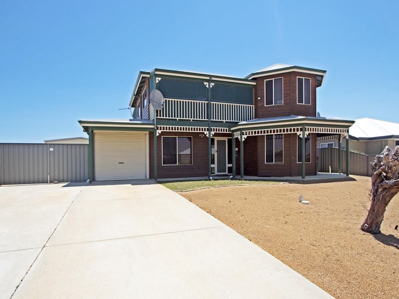 32 Craike Way, Green Head WA 6514