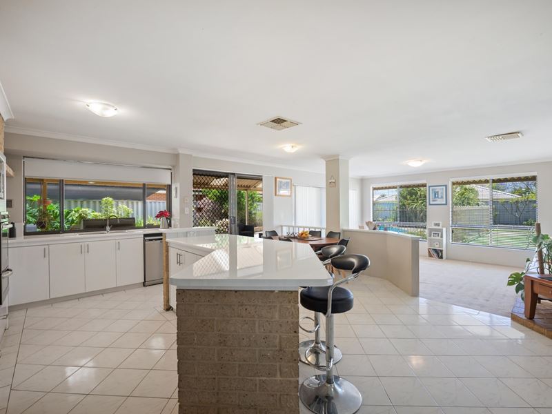 10 Grevillea Place, Canning Vale