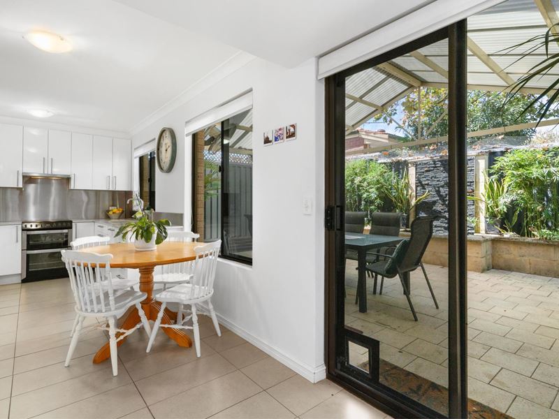 3/287 Canning Highway, Como