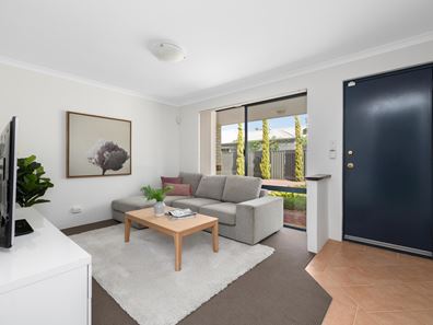 3B Langham Gardens, Wilson WA 6107