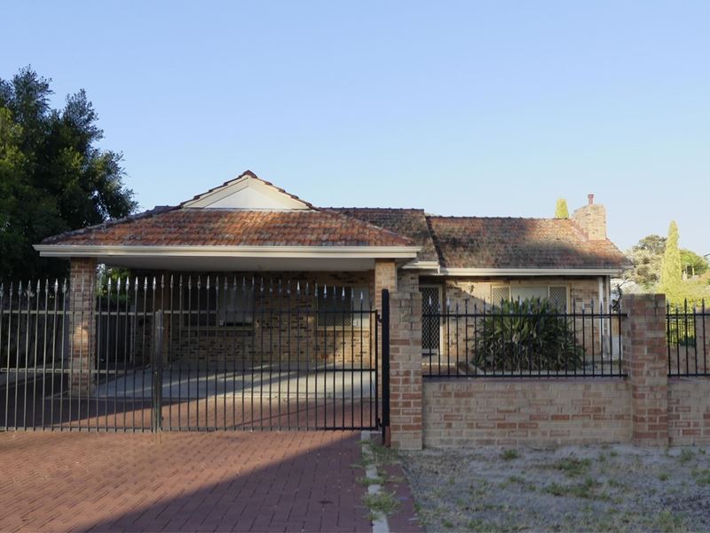 2 Taree Street, St James