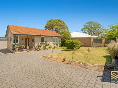 29 Hartfield Street, Queens Park WA 6107