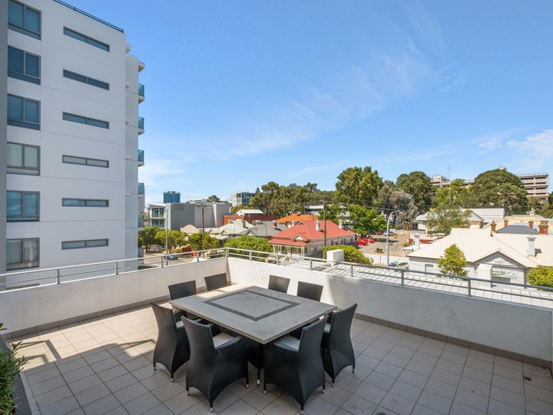 15/1 Douro Place, West Perth