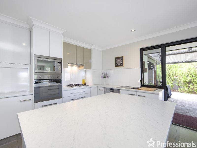 1 Lyonia Court, Forrestfield