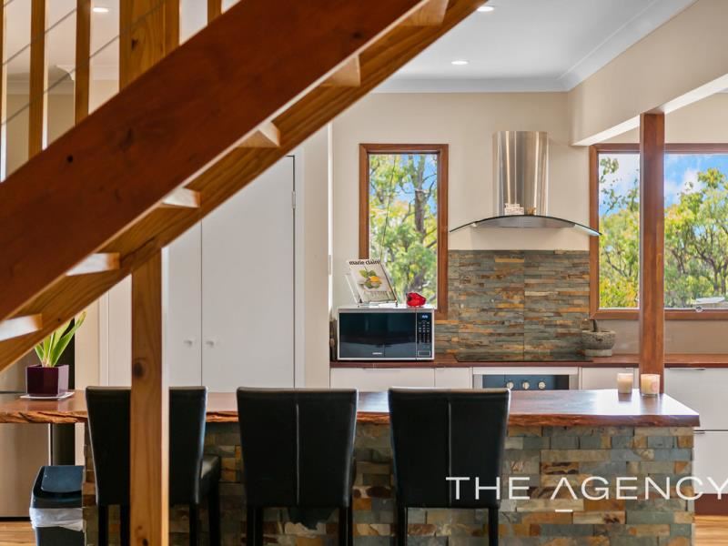 360 Red Brook Circle, Morangup