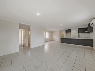 309 Benenden Avenue, Alkimos WA 6038