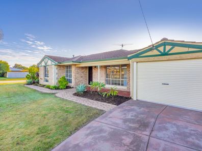 35 Breaden Drive, Cooloongup WA 6168