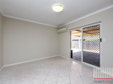 242A Grand Promenade, Dianella WA 6059