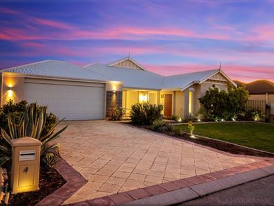 4 Carnforth Road, Butler WA 6036