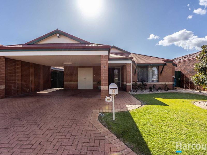 8 St Helens Grove, Landsdale