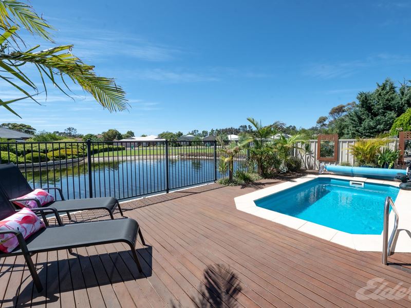 14 Willis Cove, Pelican Point