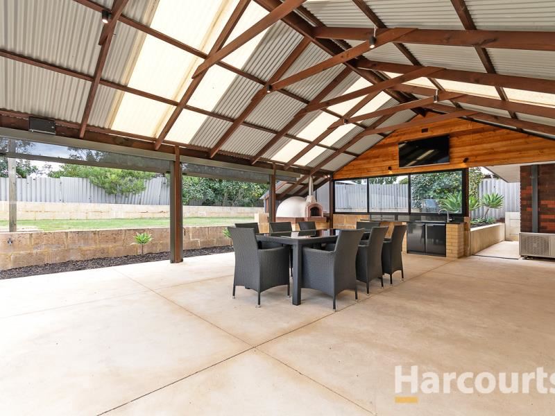 17 Deyoung Road, Craigie