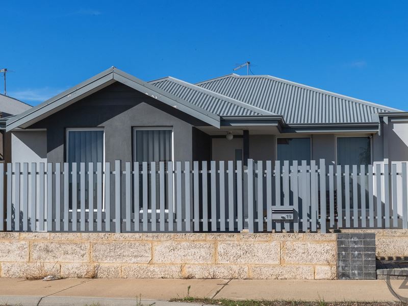 19 Yaramin Way, Golden Bay