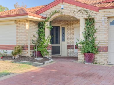 89 Sandringham Promenade, Canning Vale WA 6155