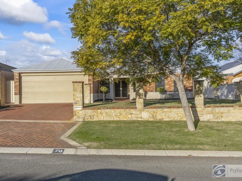 70 Cheriton Drive, Carramar