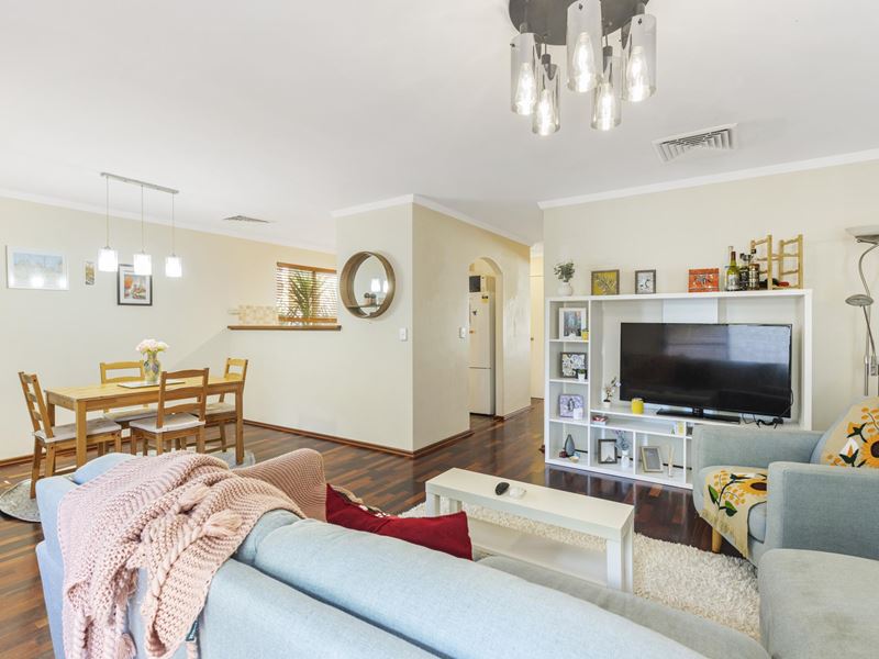 13B Lawrence Street, Como