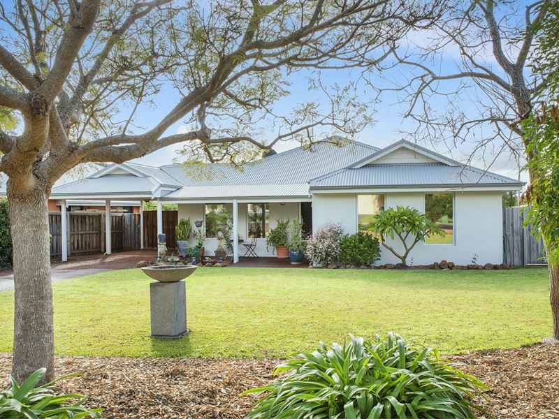 10 Gibson Drive, Dunsborough