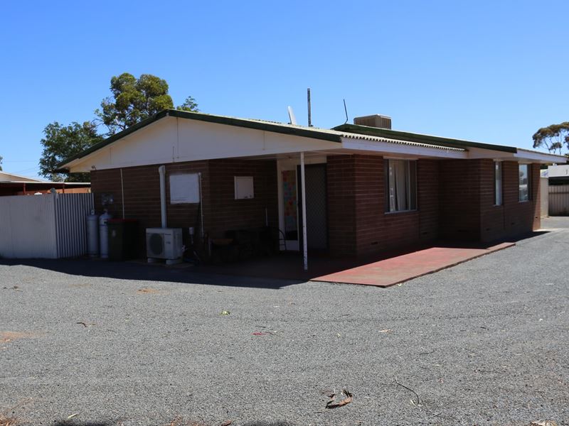 68 Quandong Rd, Kambalda West