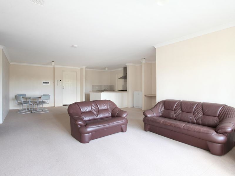 28/24 Burton Street, Cannington