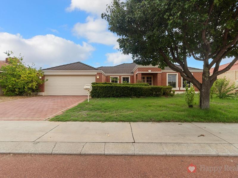 4 Vancouver Drive, Canning Vale