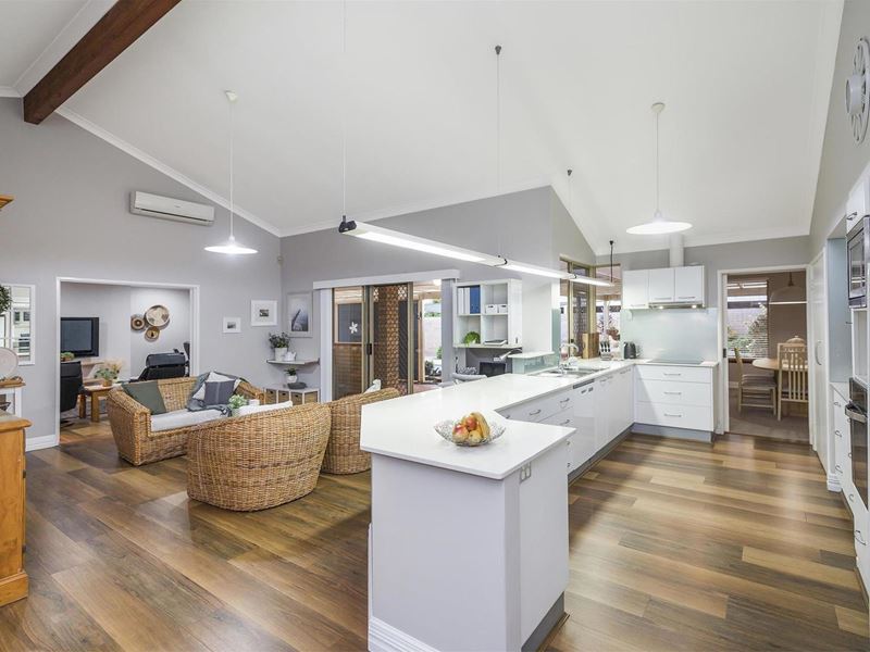 12 Ballart Way, Dianella WA 6059