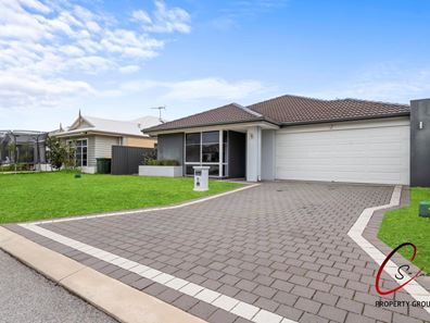 11 Magos Way, Aveley WA 6069