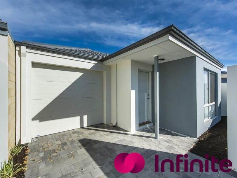 Unit/4 54 Mullins Way, Yanchep WA 6035