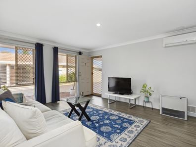 7/8 Hovea Court, Morley WA 6062