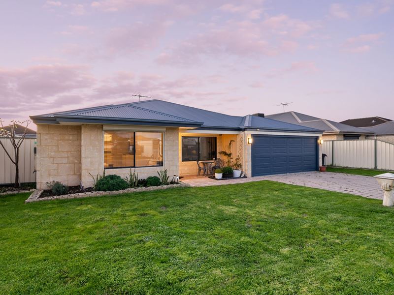 26 Glasgow Way, Seville Grove WA 6112