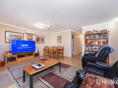 1/4 Silvan Court, Greenfields WA 6210