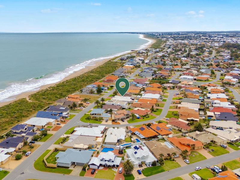 33 Ronsard Drive, San Remo