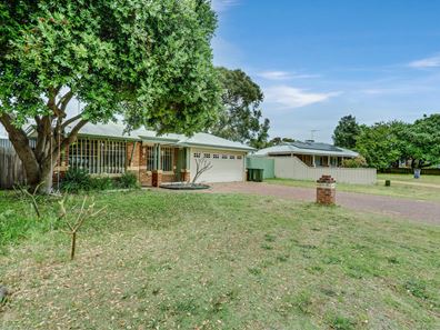 9 Wattle Bird Way, Greenfields WA 6210