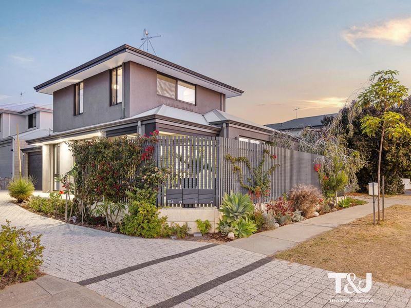 104A Duke Street, Scarborough WA 6019