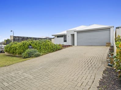 70 Richview Ramble, Wannanup WA 6210