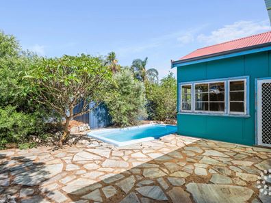 294 Carrington Street, Hilton WA 6163