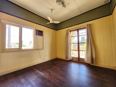 2 Orr Street, Carnarvon WA 6701