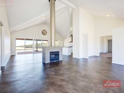 180 Simmons  Road, Narrogin Valley WA 6312
