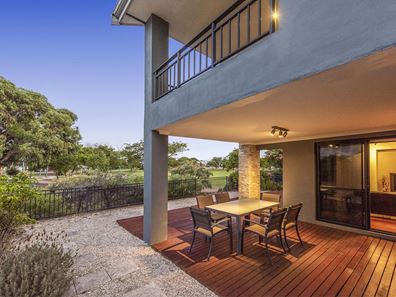 10 Noosa Lane, Aubin Grove WA 6164