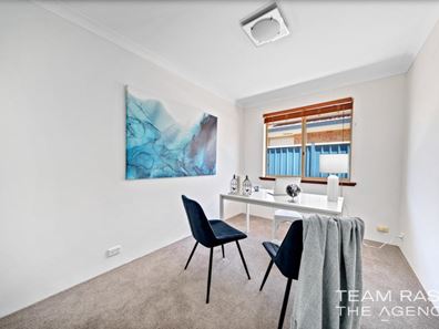 4 Pan Close, Morley WA 6062
