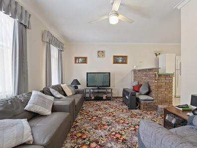 70 Milina St, Hillman WA 6168