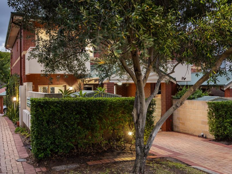 4/39-41 Troy Terrace, Daglish WA 6008