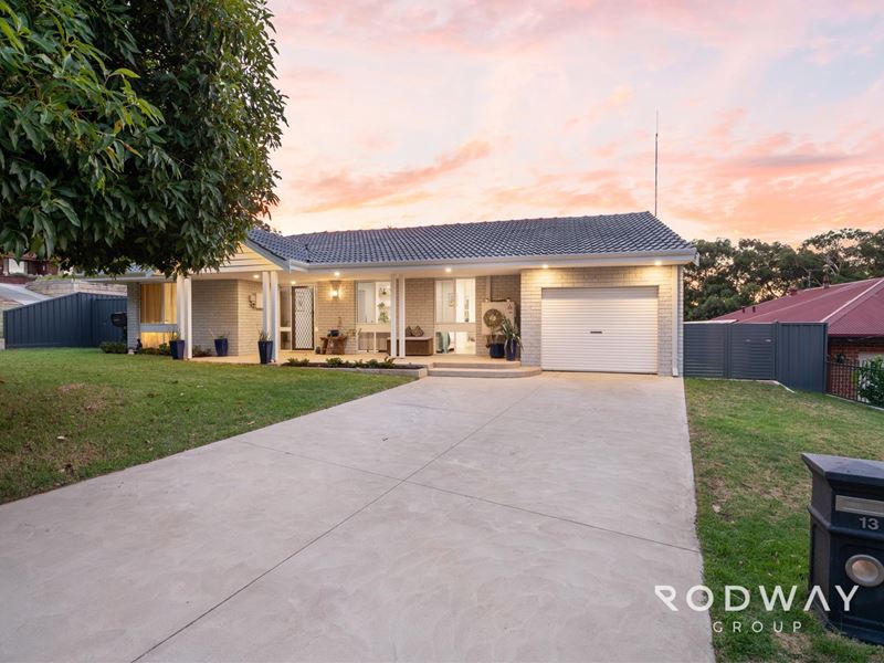 13 Whittington St, Mount Nasura WA 6112