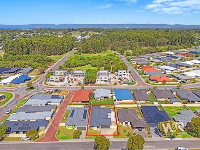 27 Donald Drive, Mckail WA 6330