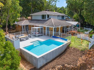 17 Norman Road, Roleystone WA 6111
