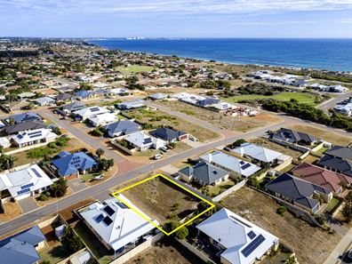 13 Moorings Loop, Sunset Beach WA 6530