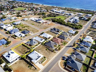 13 Moorings Loop, Sunset Beach WA 6530