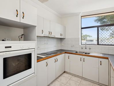 34 Irwin Road, Embleton WA 6062